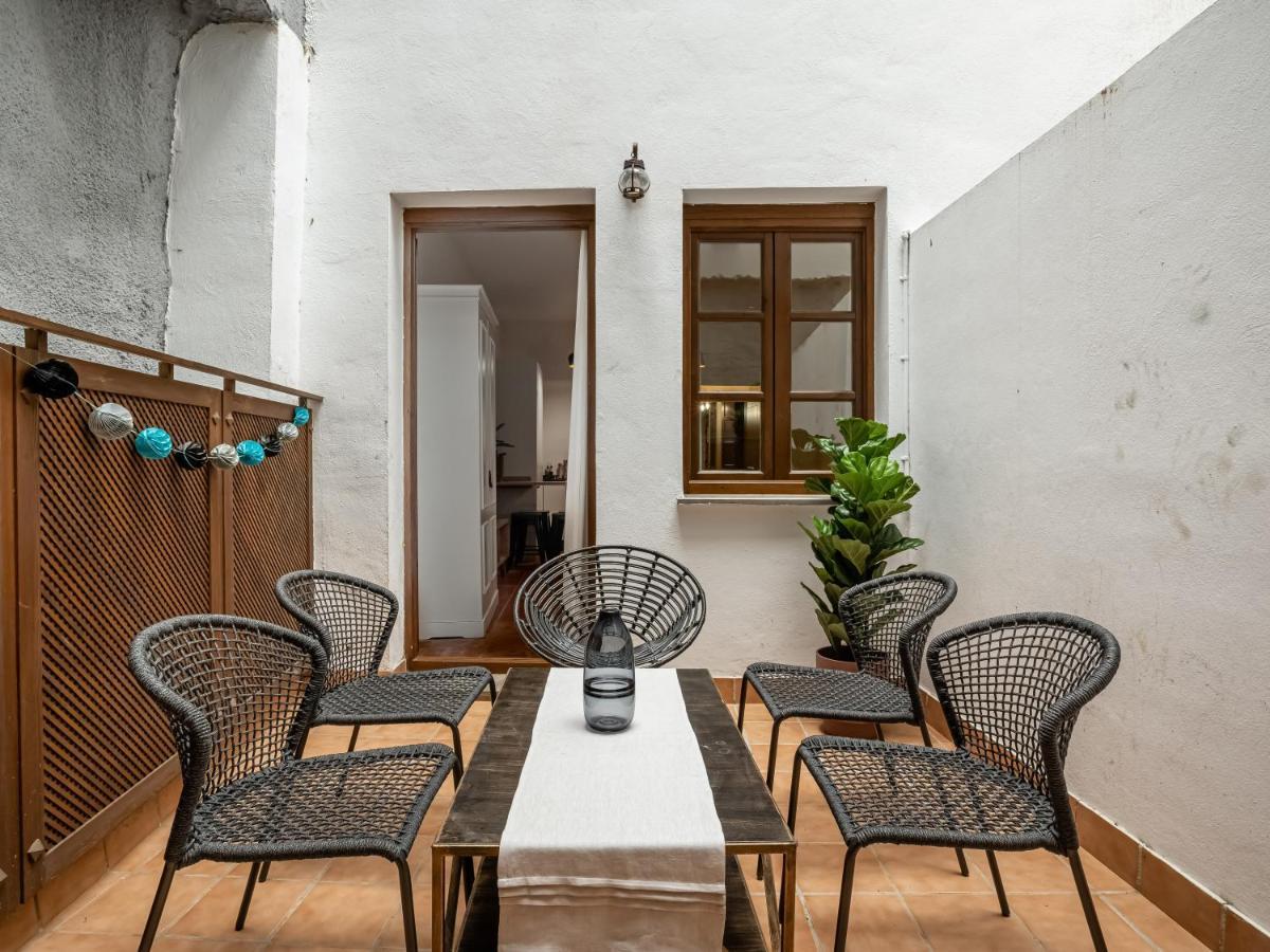 Limehome Granada Calle Santa Ana エクステリア 写真
